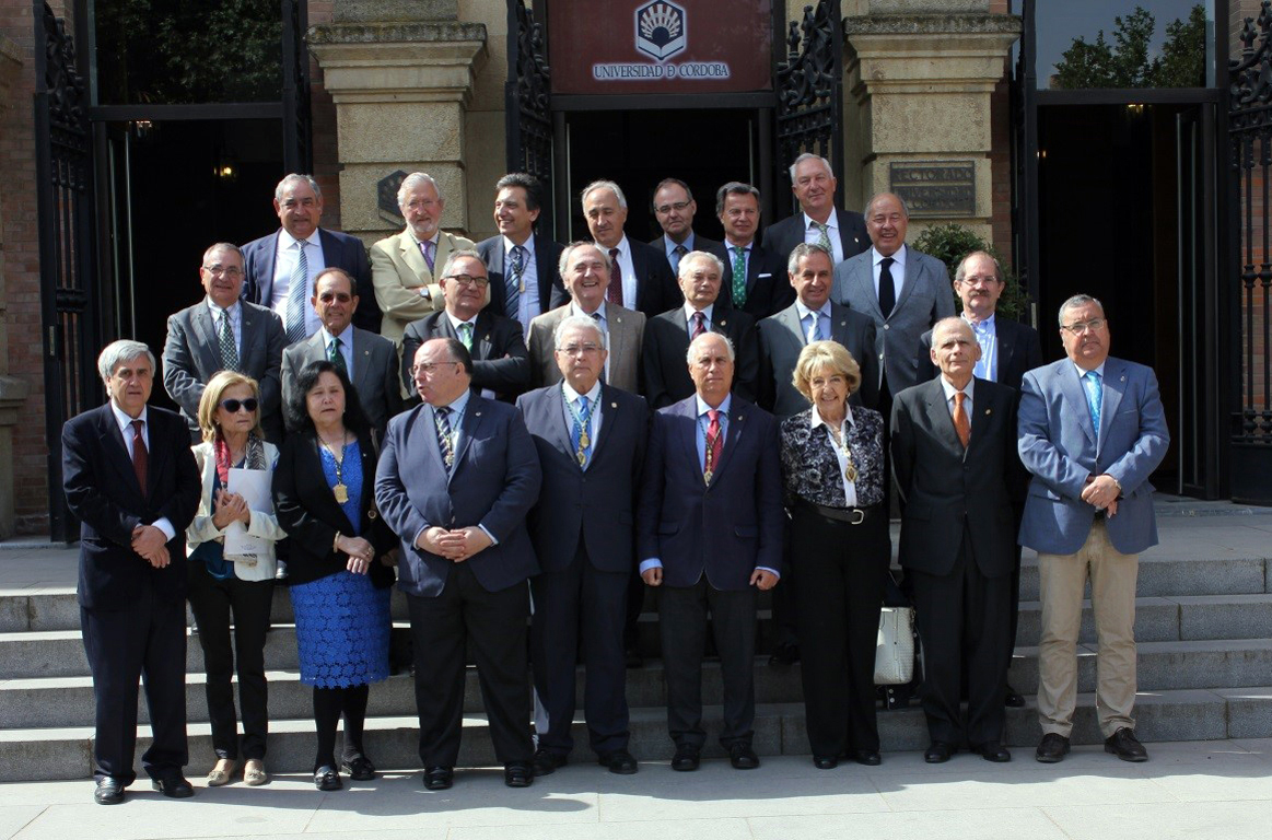 ACADEMIAS DE CIENCIAS VETERINARIAS