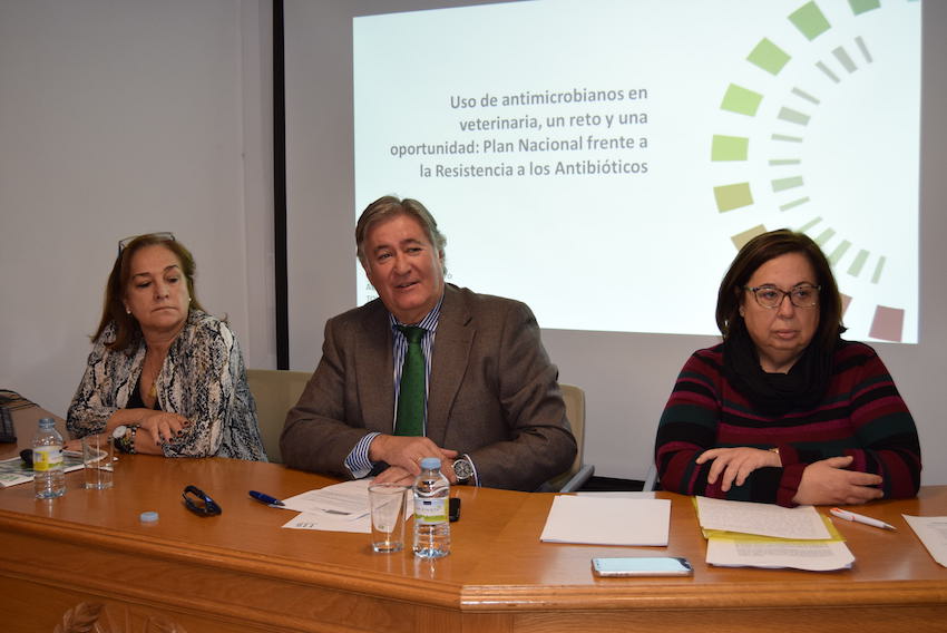 Cristina Muñoz, Luis Alberto García y Virginia Rodríguez.