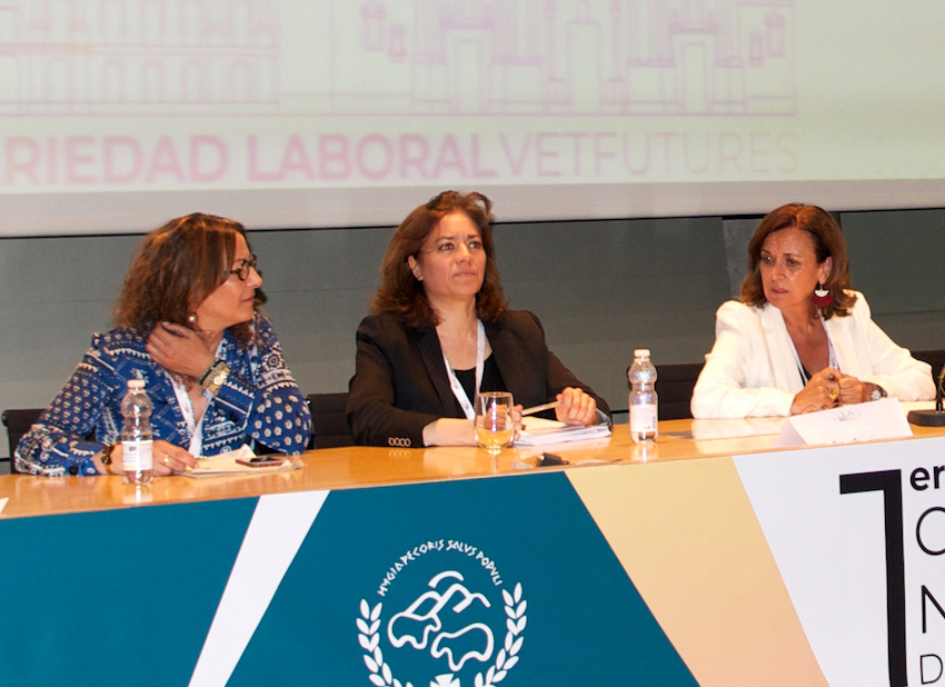 Carmen González, Carmen Pilar Sánchez y Leonor Algarra.