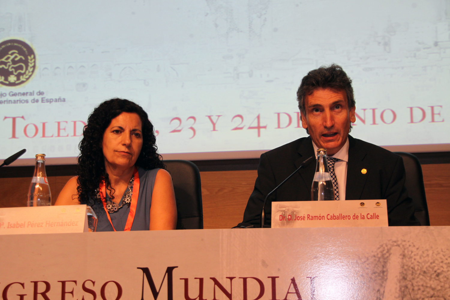 Isabel Pérez Hernández y José Ramón Caballero.